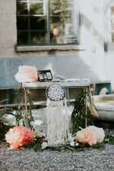 Industrial French Wedding with a Pin Up 1950s Vibe (31)