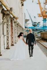 Industrial French Wedding with a Pin Up 1950s Vibe (55)