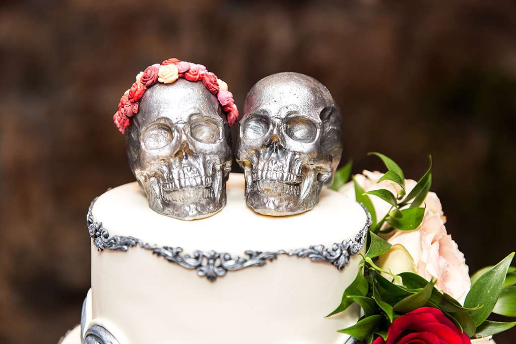 Skulls Rock N Roll Bride