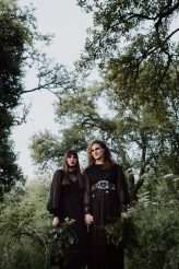 Gothic Handfasting Vow Renewal in the Woods (24)