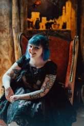 rustic alternative brewery wedding (14)