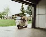 rustic alternative brewery wedding (16)