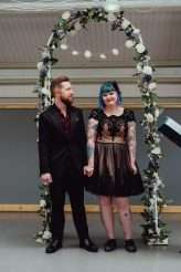 rustic alternative brewery wedding (24)