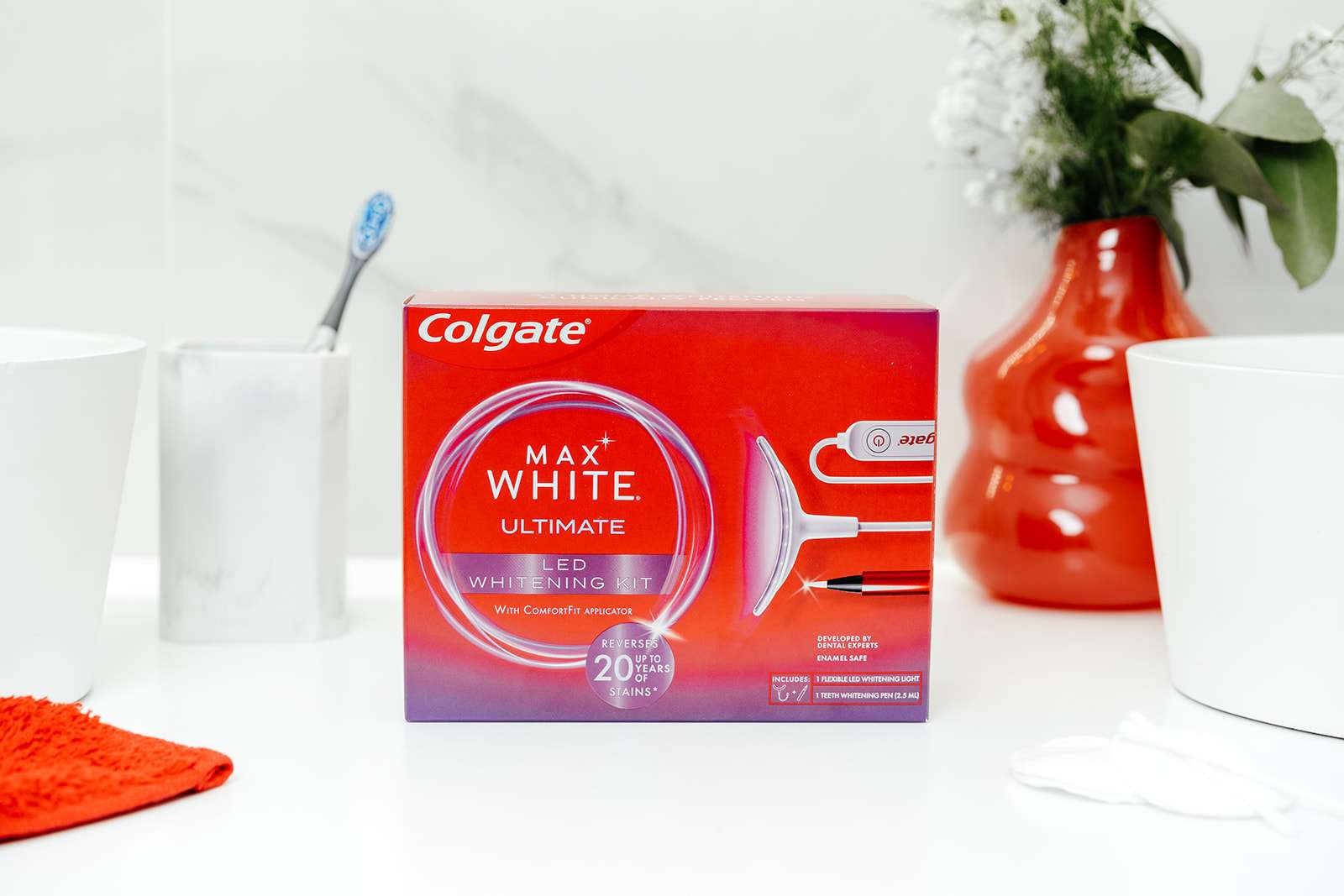 Colgate Max White Ultimate at Home LED Teeth whitening kit