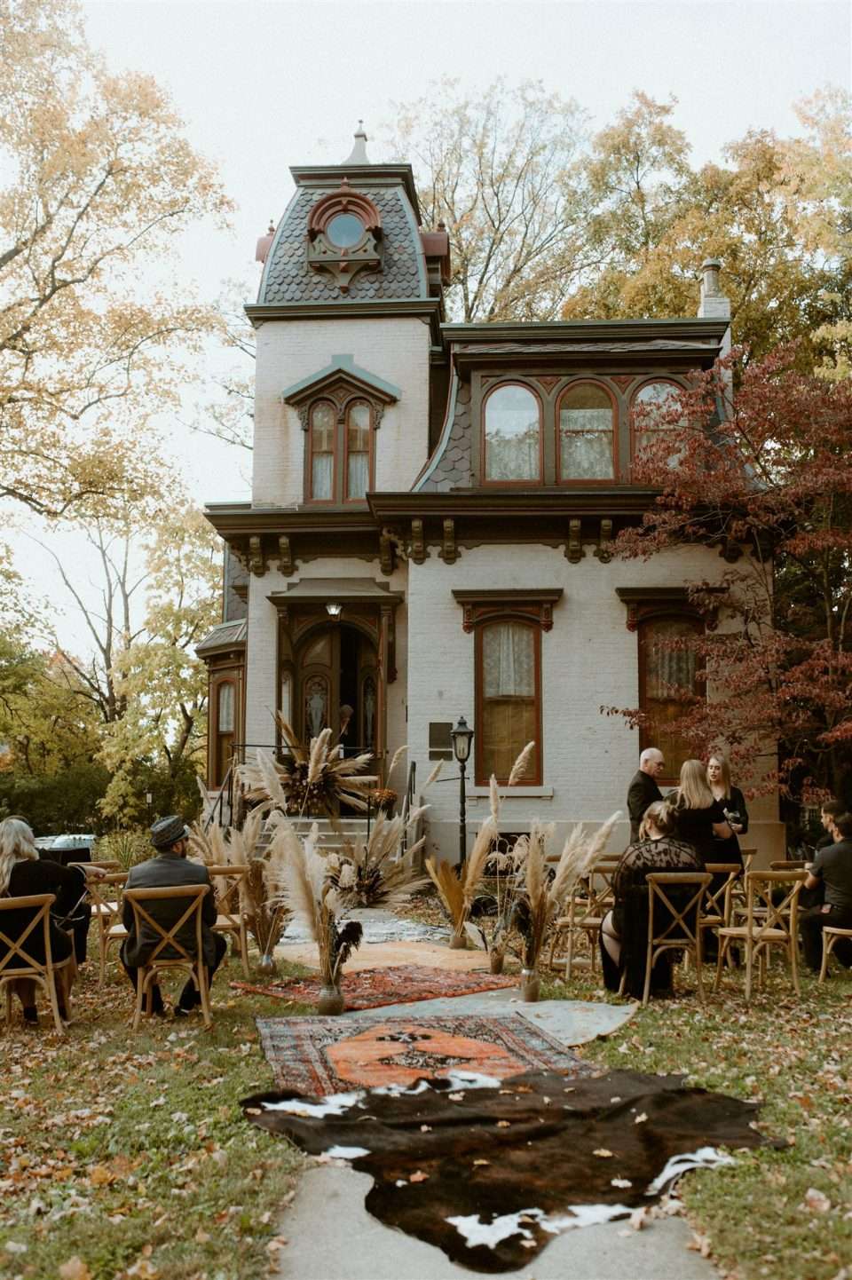 Moody, Victorianesque Vintage Wedding · Rock n Roll Bride