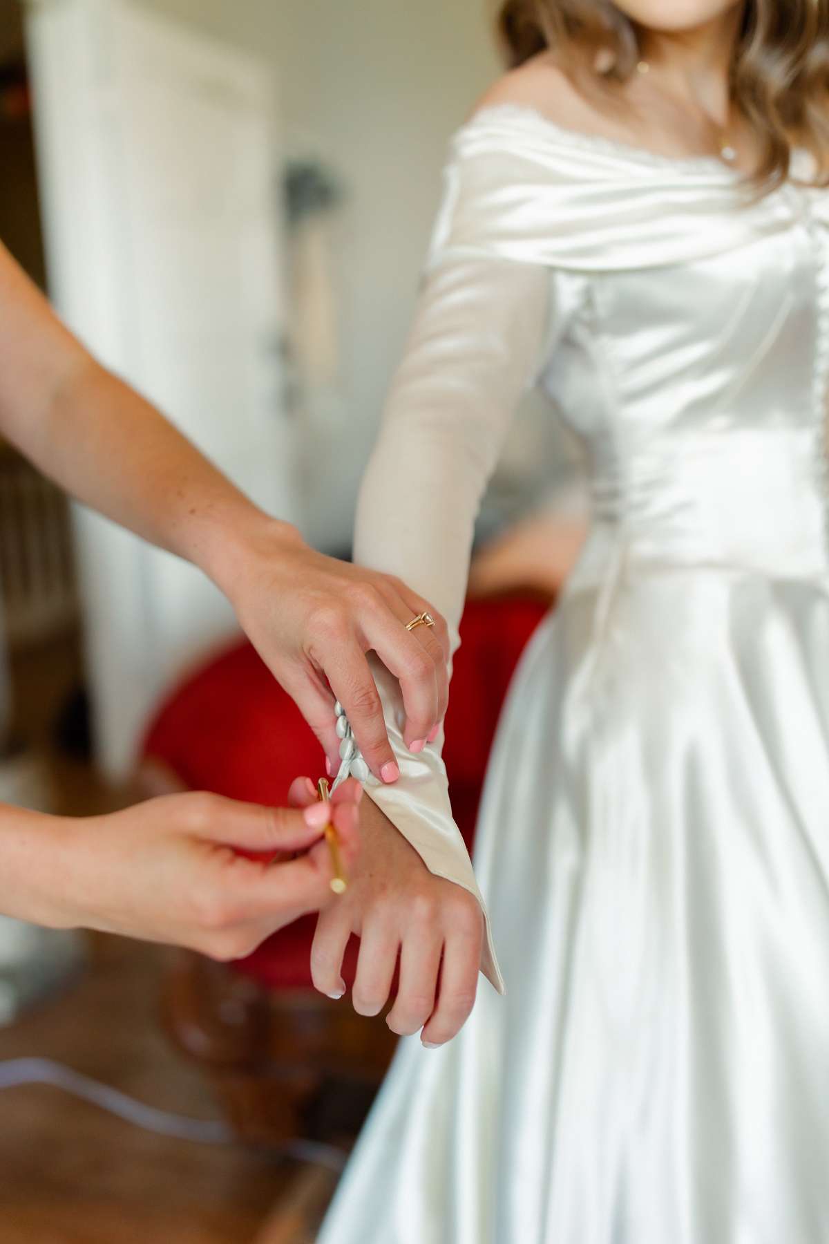 A Bride Wore Her Mom's 1989 Wedding Dress at Her Own Wedding Rehearsal