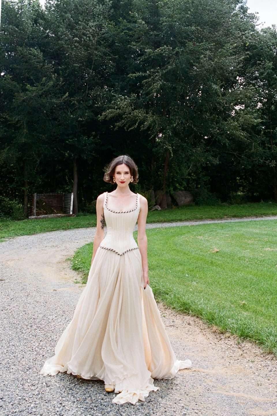 A Magical Mess of Unbound Creation: Homemade Garden Wedding with a DIY Dress   Rock n Roll Bride