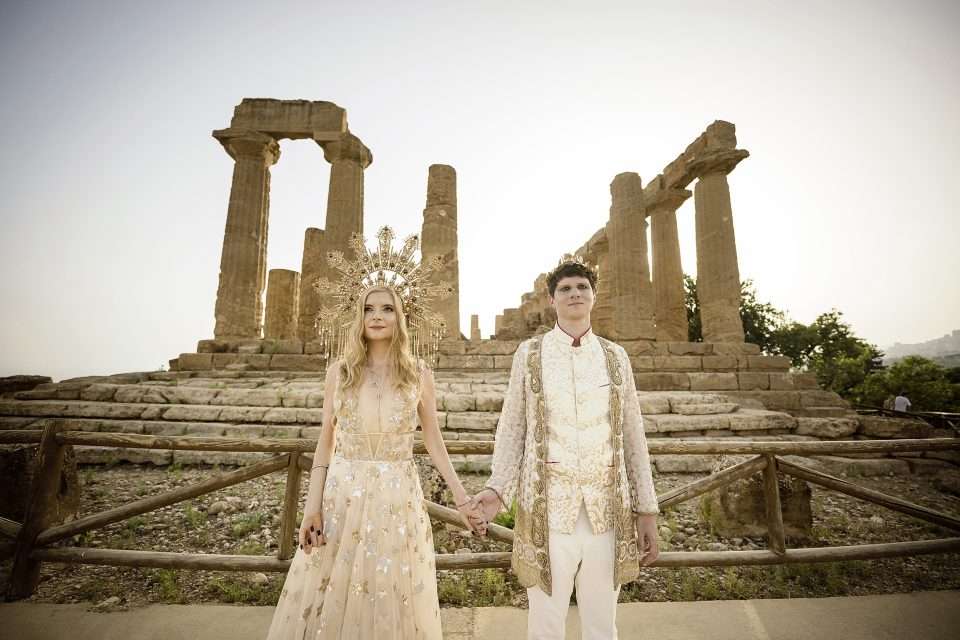 Ancient Greek Wedding at The Temple of Concordia · Rock n Roll Bride