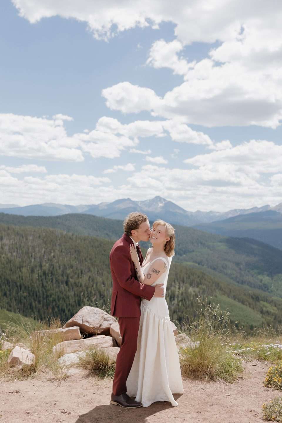Colourful Vail Wedding with Mountain Portraits & a Nightclub Party